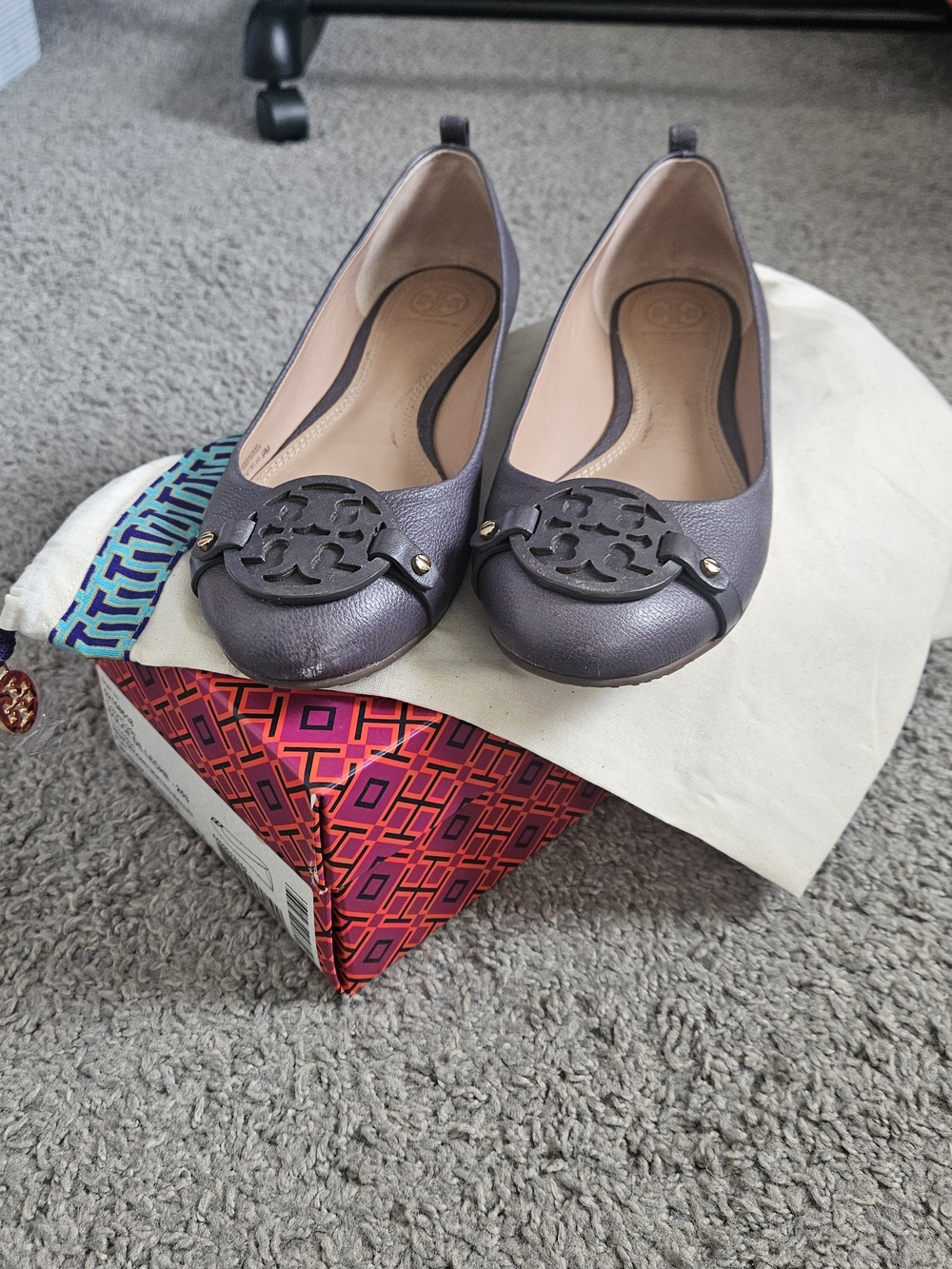 Tory Burch Gray Reva Deconstruction Ballet Flat Size 8.5 Box Dust Bag - Picture 2 of 7